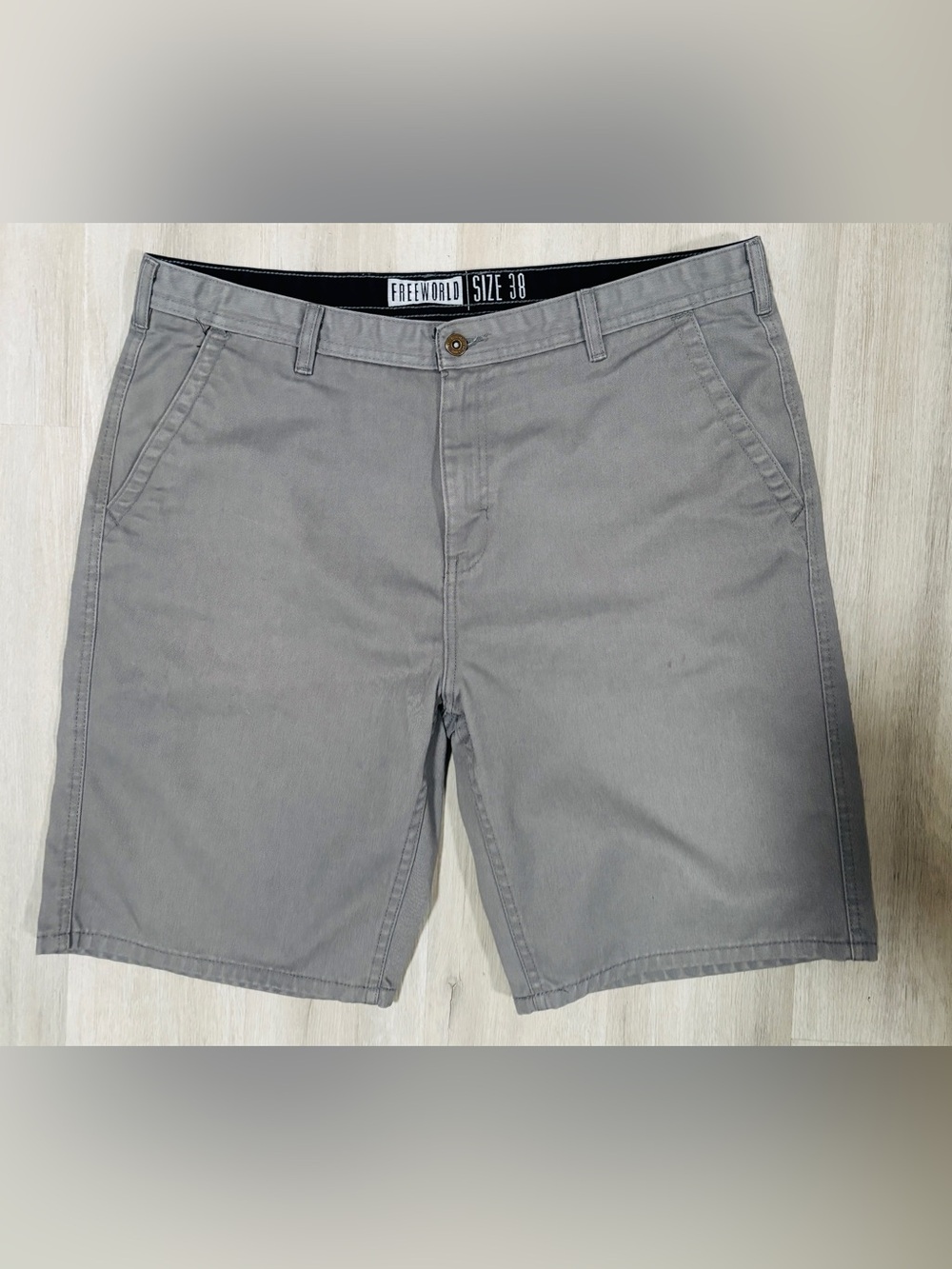 FREE WORLD Light Gray Casual Shorts Size 38